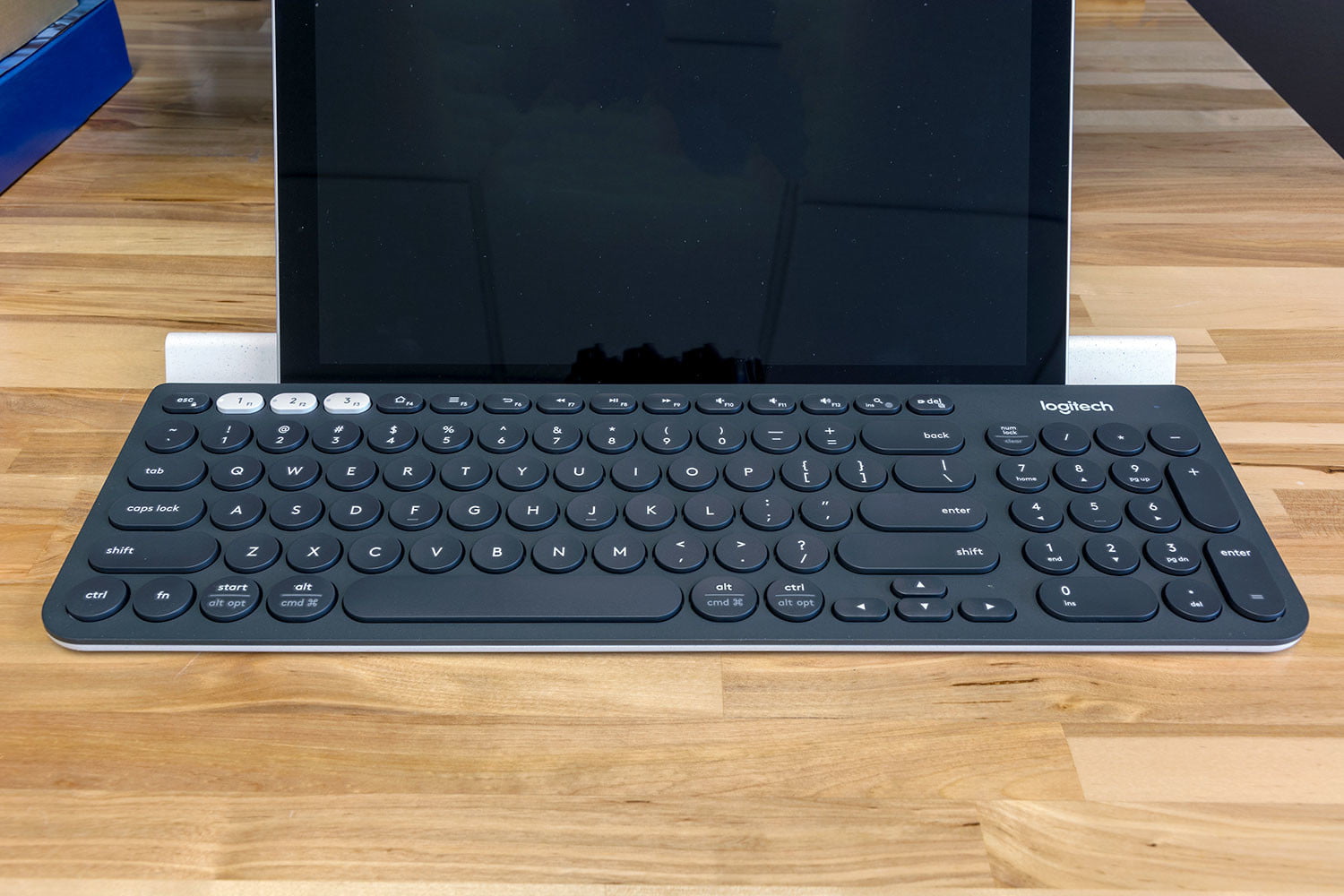 罗技无线键 logitech k780