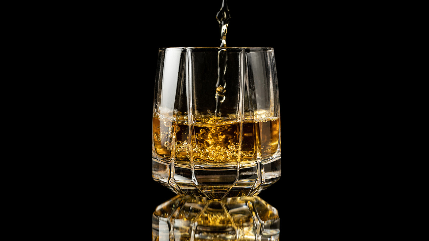 Whiskey glass，island，crystal，