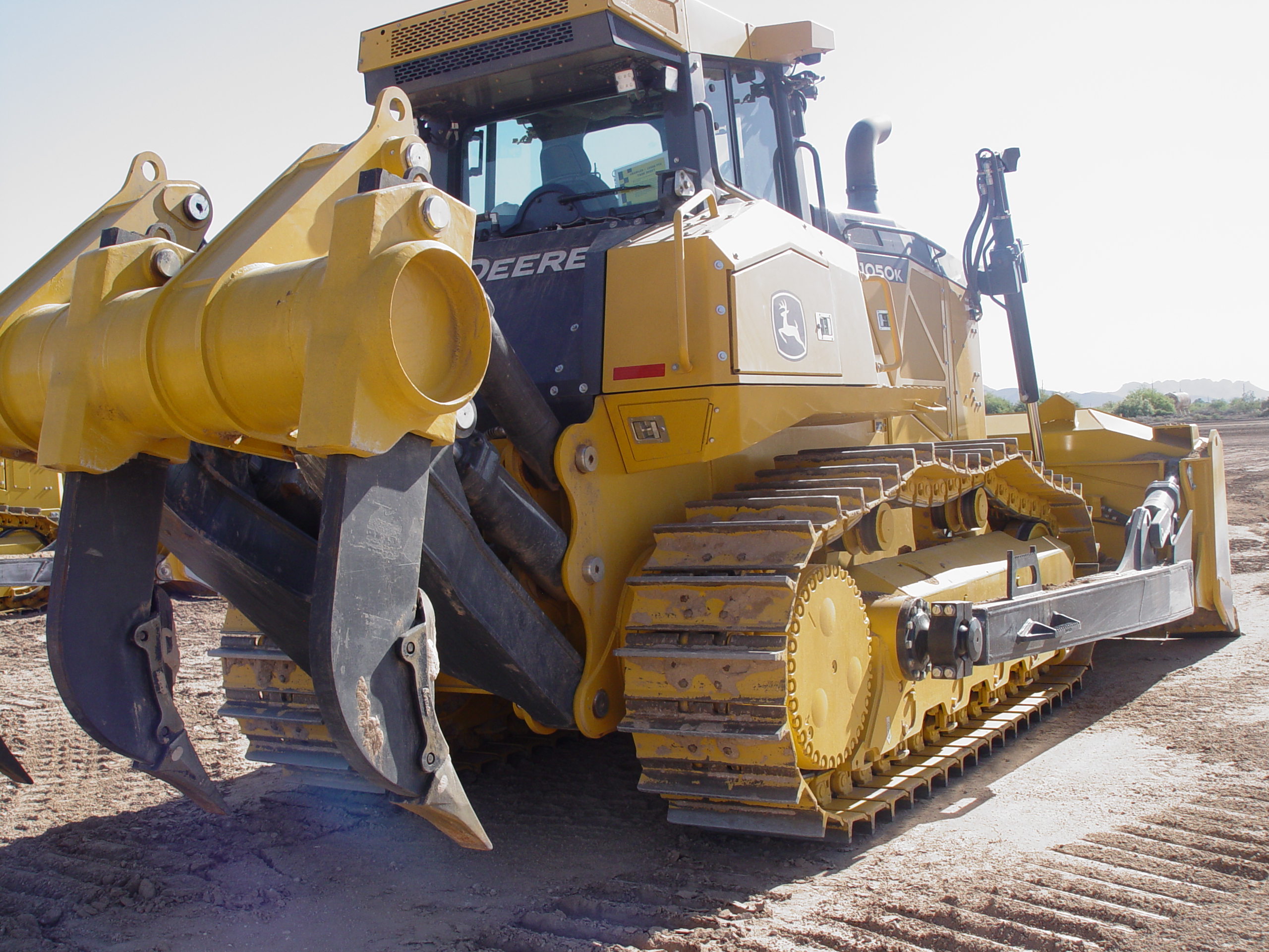 2017if Award，excavating machinery，1050K Crawler，