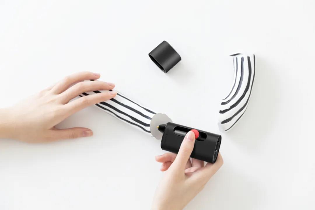 Hot melt glue pen，