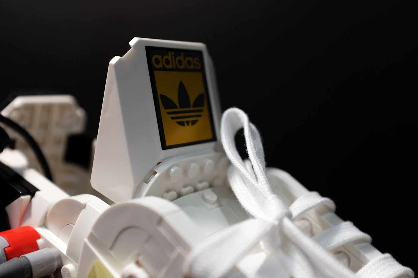 Lego，Adidas，Mechanics，