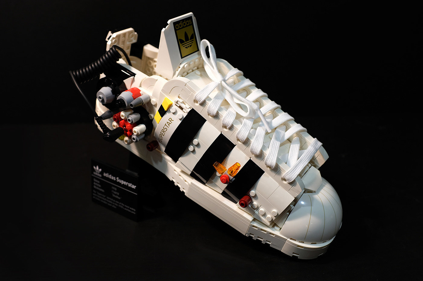 Lego，Adidas，Mechanics，
