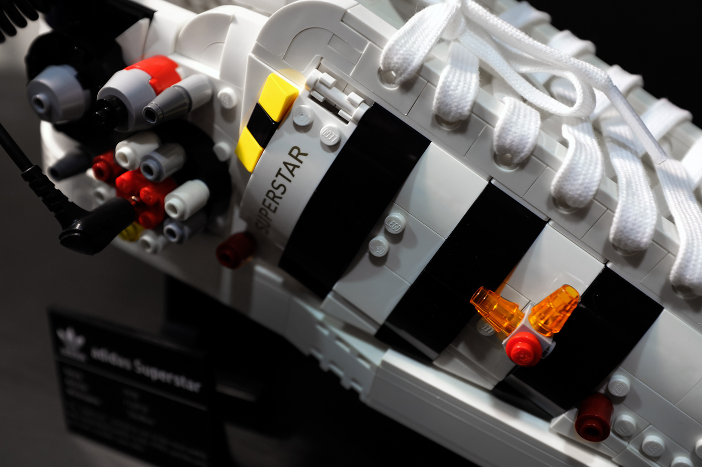 Lego，Adidas，Mechanics，