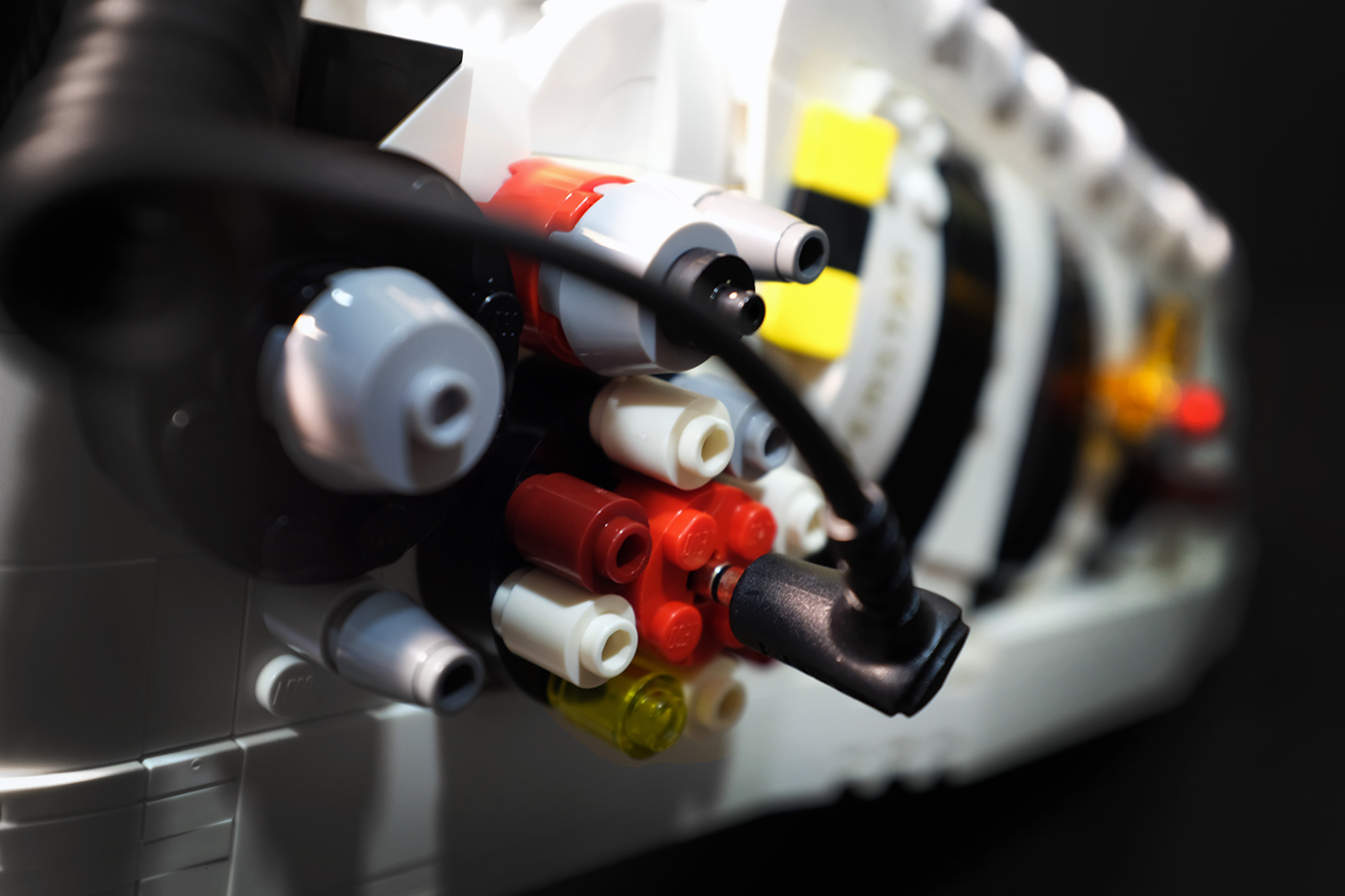 Lego，Adidas，Mechanics，