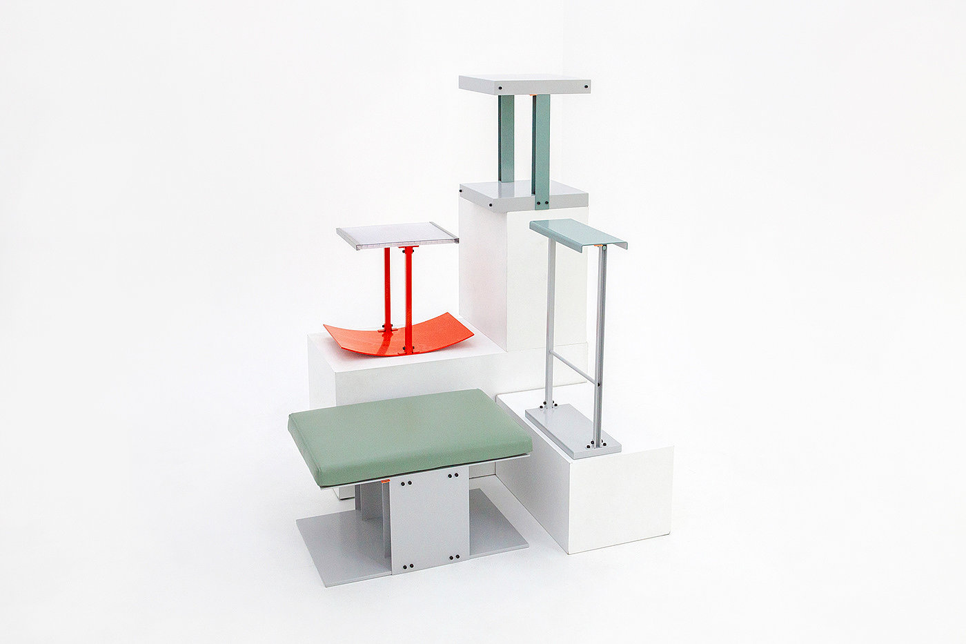 chair，Adjustable，simple and easy，