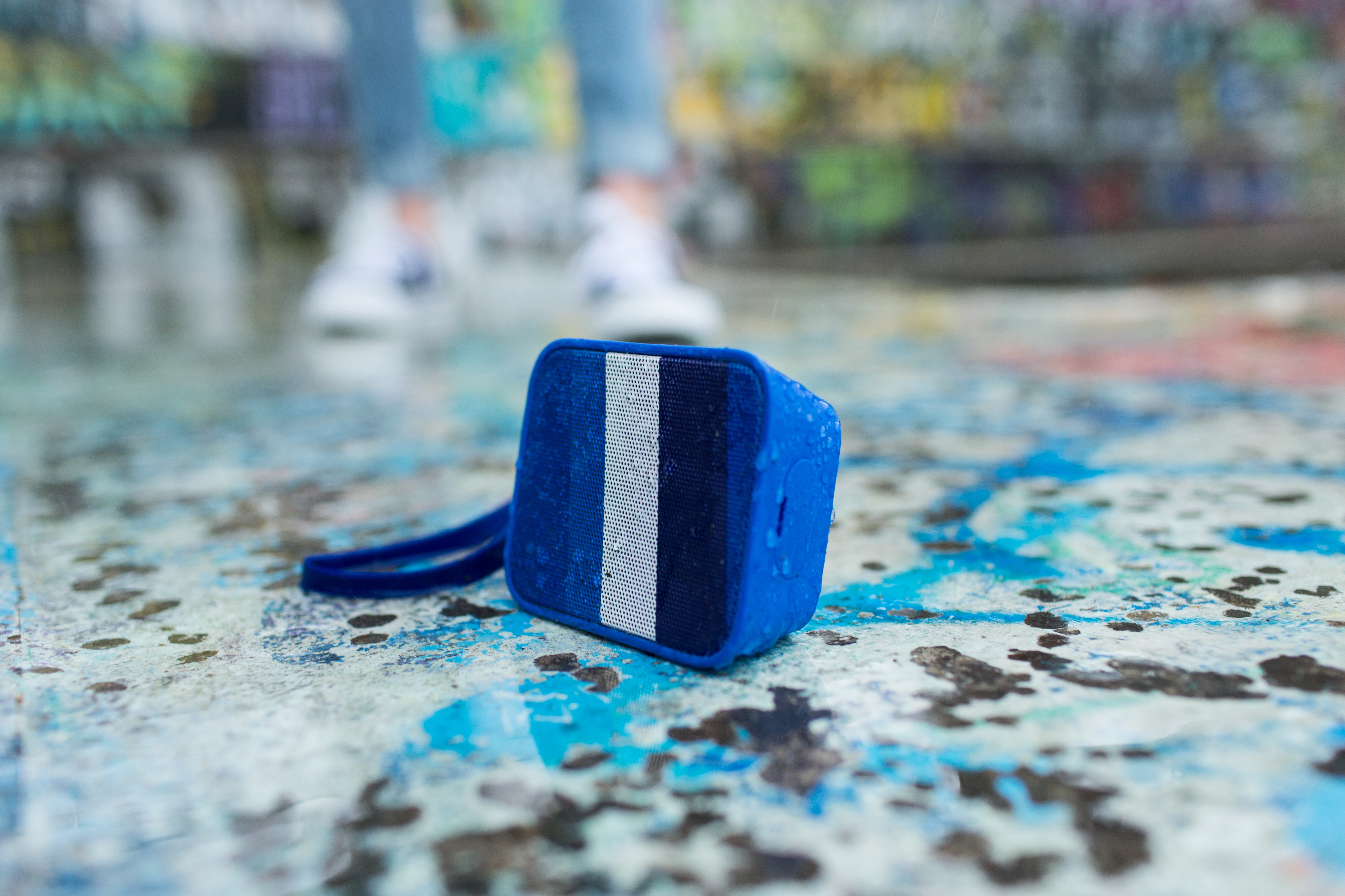 loudspeaker box，colour，Portable，Philips，waterproof，Small，High volume，