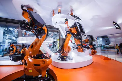 KUKA，KUKA robot，robot，
