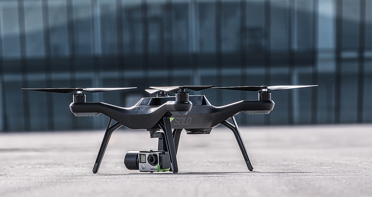 UAV，