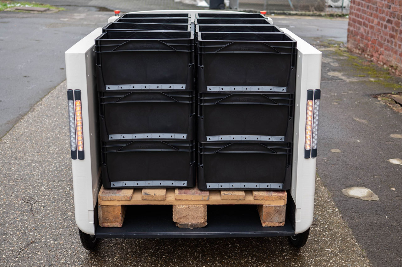 Trailerduck，automobile，freight transport，