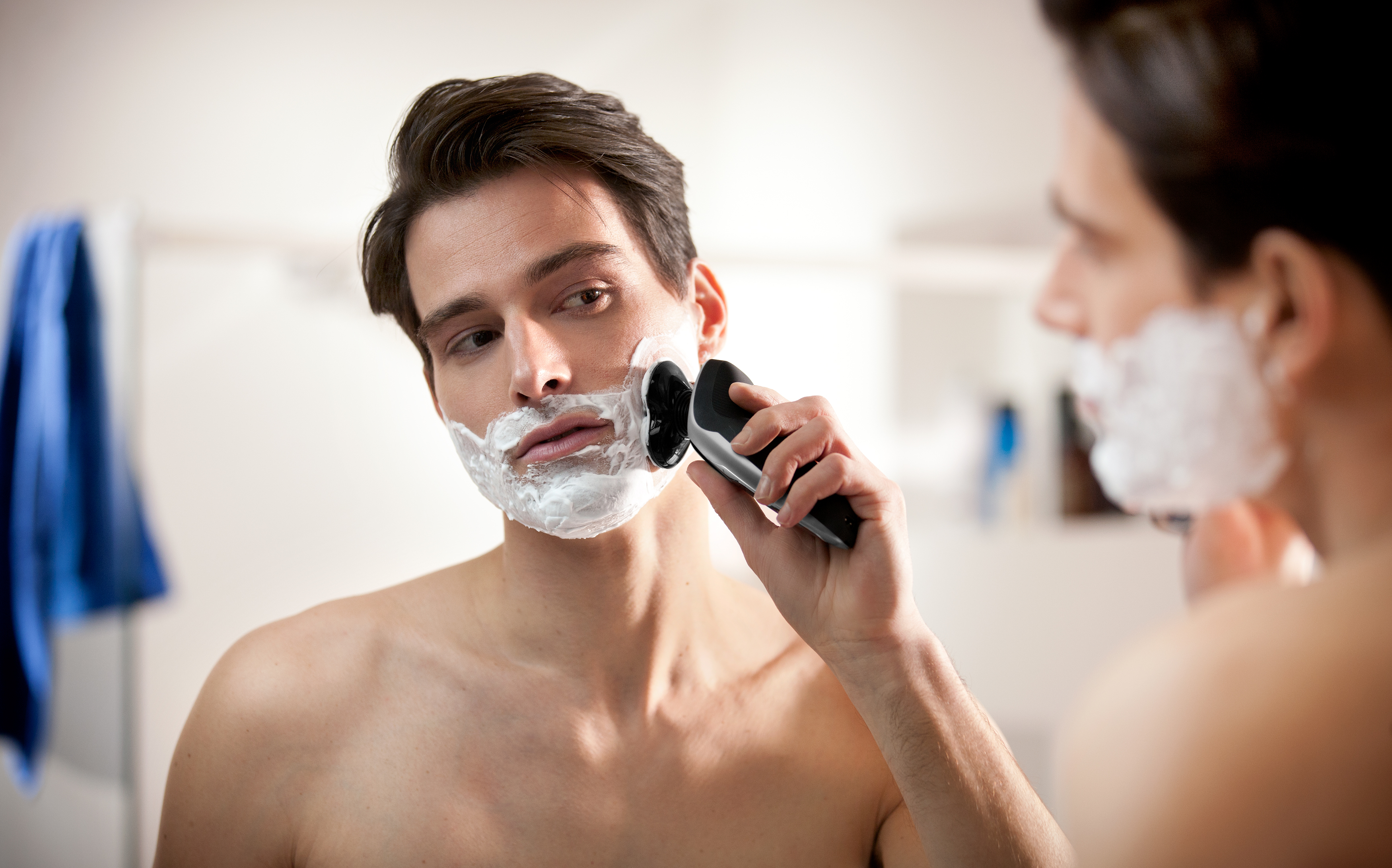 Philips，man，shaving，Electric，