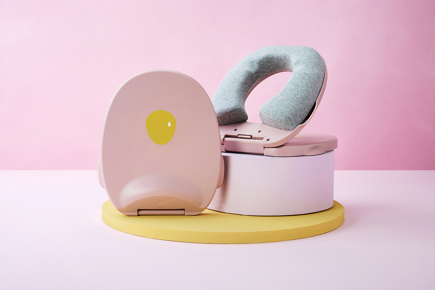 industrial design，Product appearance design，Children's nap pillow，Lunch break artifact，Penguin children's nap pillow，