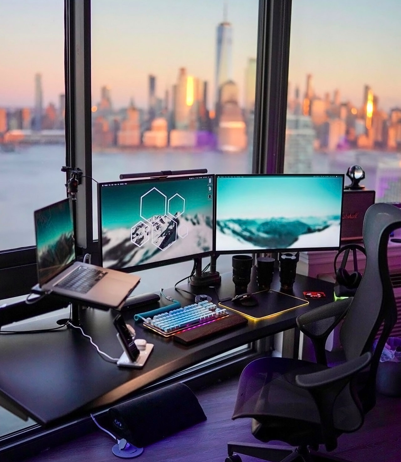 Home，desk，fashion，