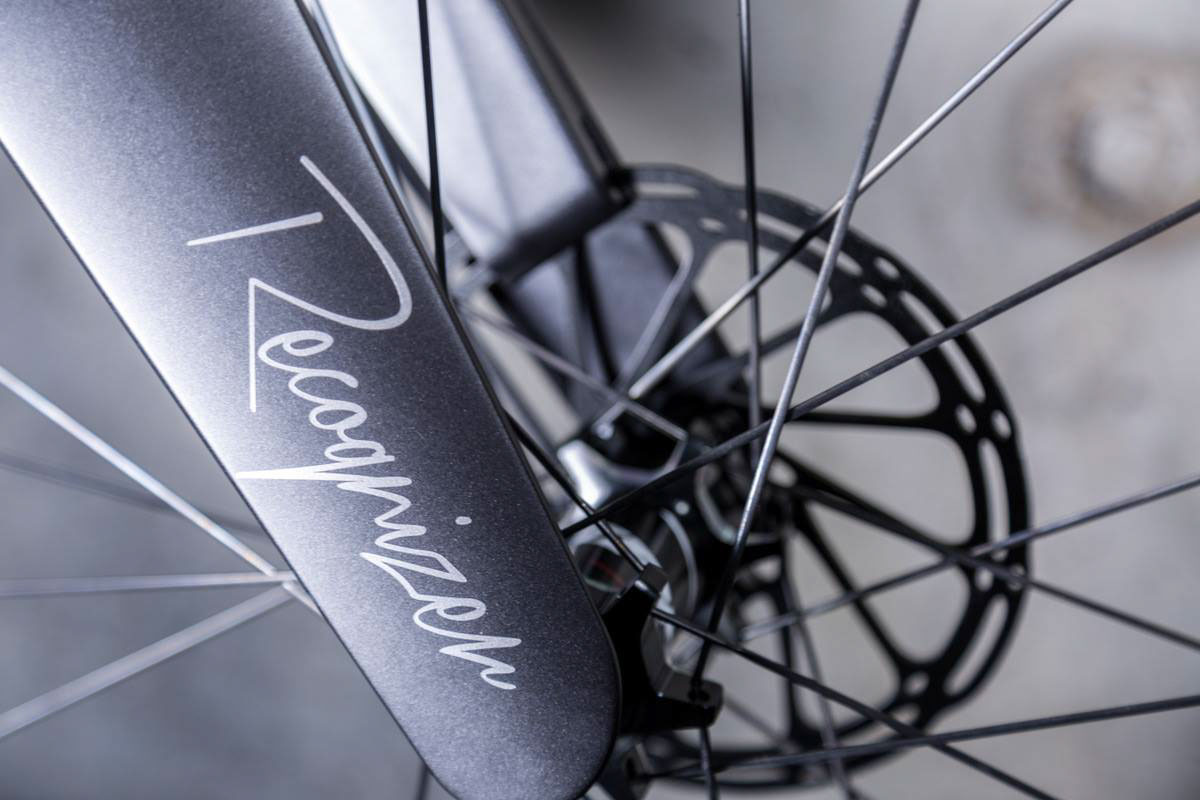 Bicycle，black，silver，3D rendering，Canyon，