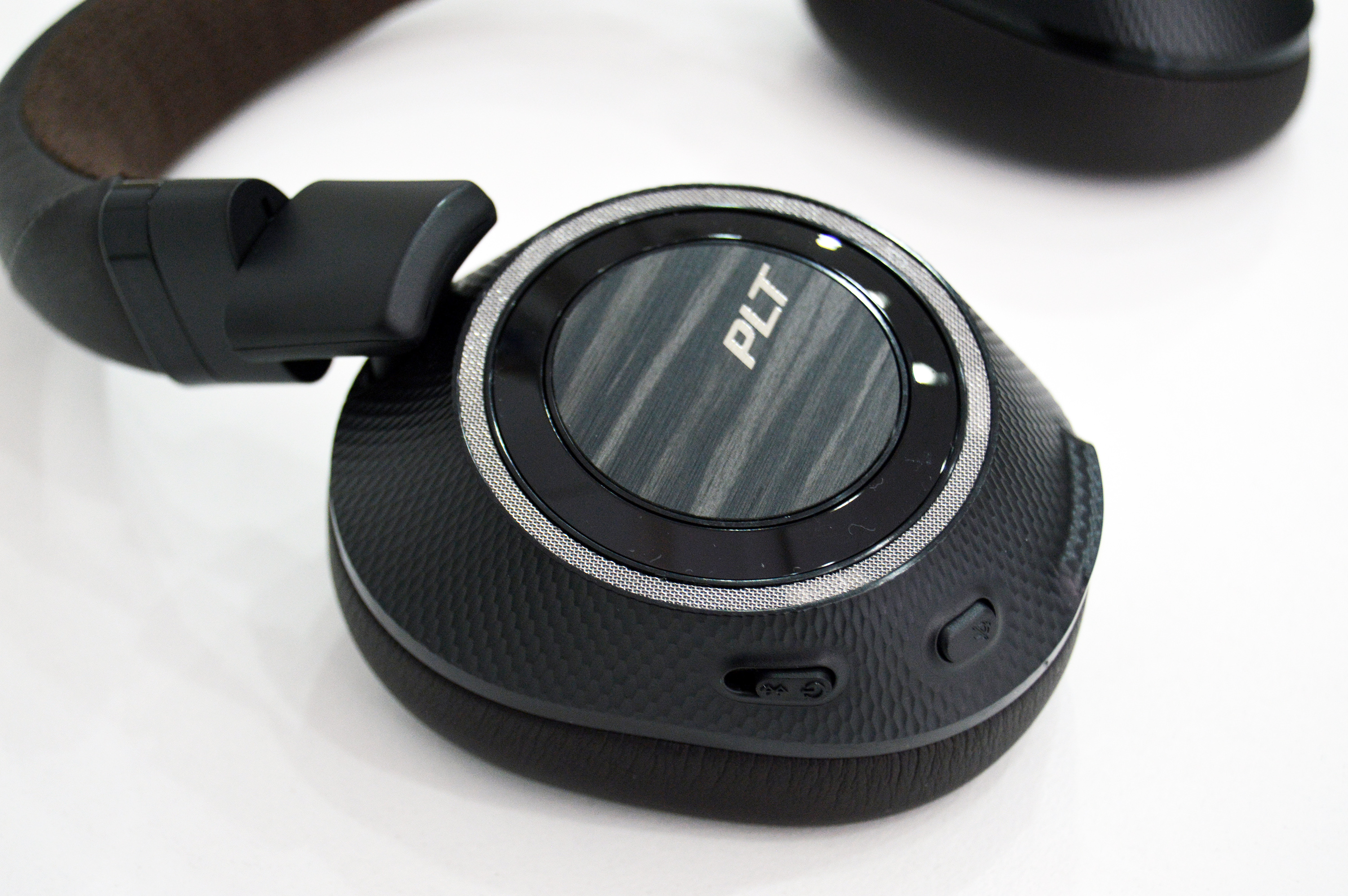 Headwear，headset，BackBeat，2017if Award，