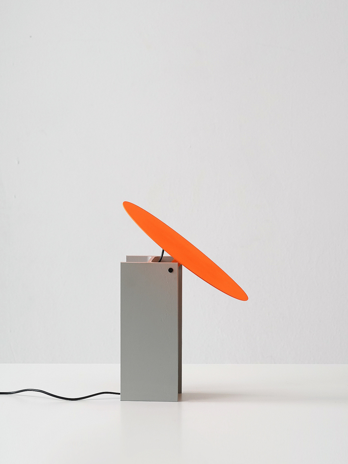 Type H，Letter shape，Desk lamp，originality，Lighting source，