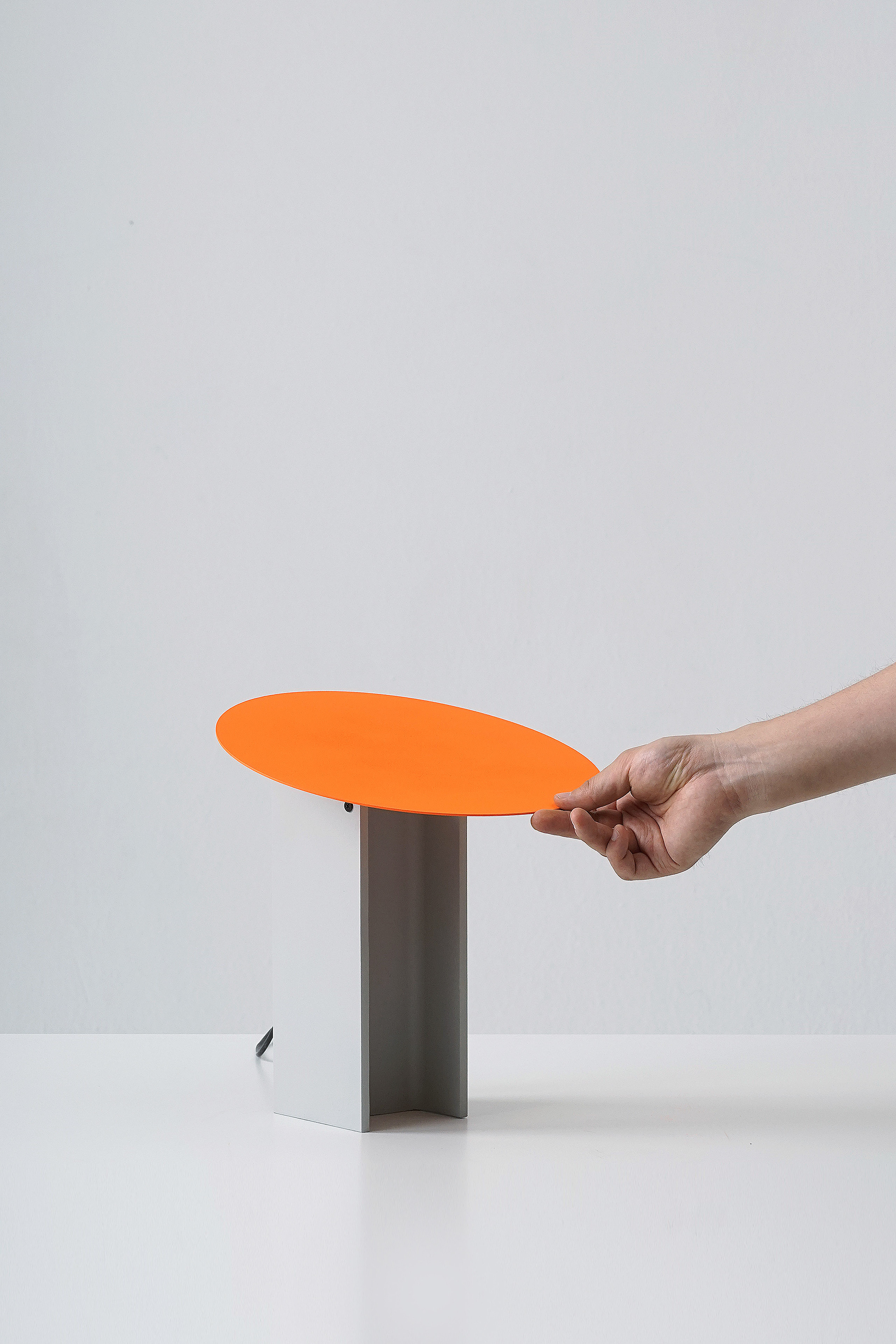 Type H，Letter shape，Desk lamp，originality，Lighting source，