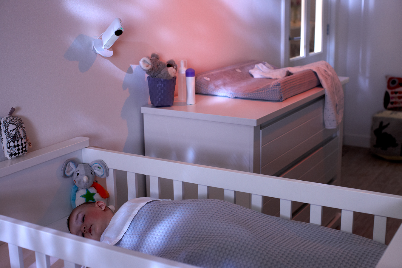 Philips，monitor，baby，nursing，