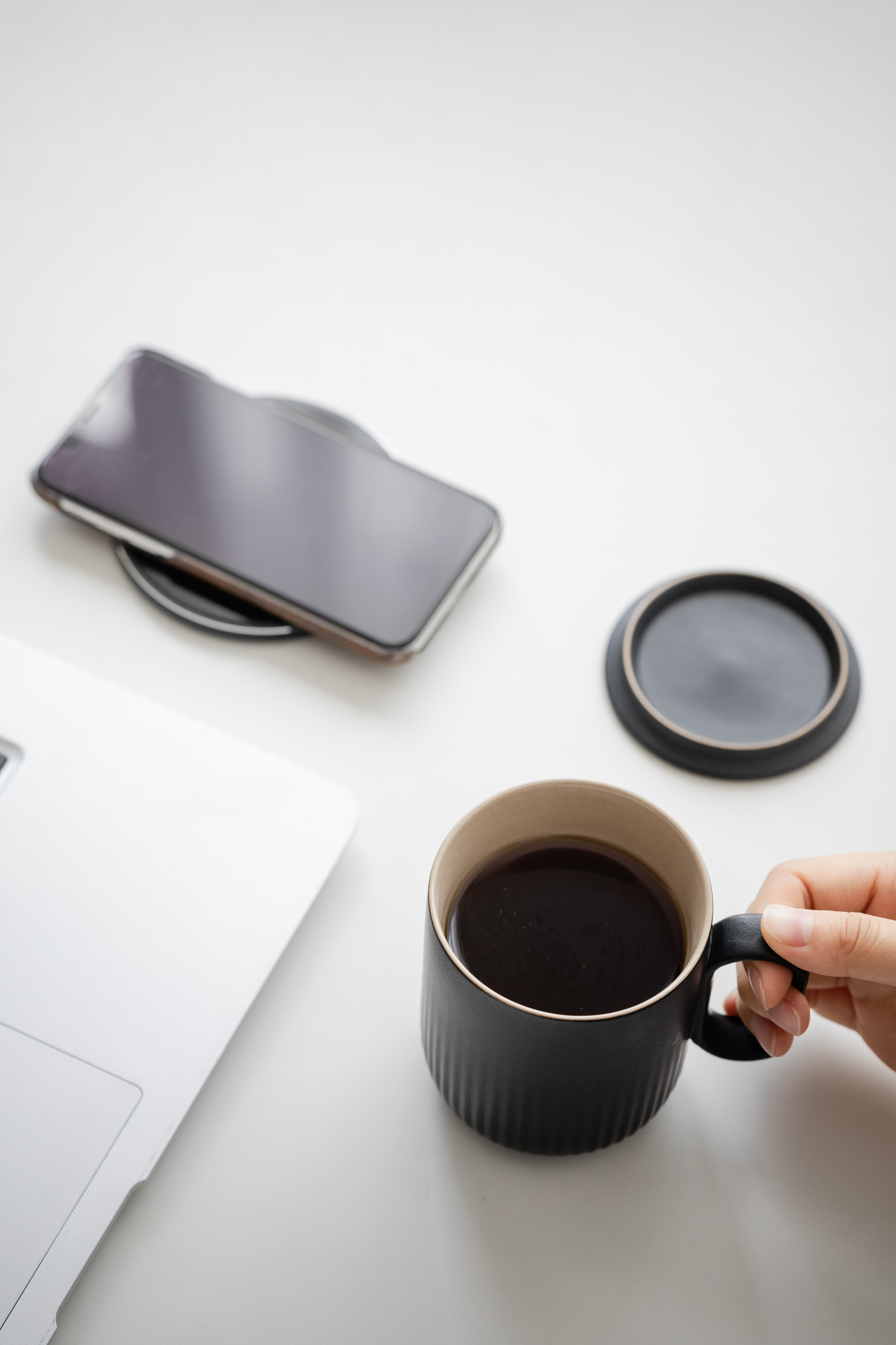 Into a tea appliance，small home appliances，Thermostatic cup，heat preservation，Into a tea life，Wireless charging，