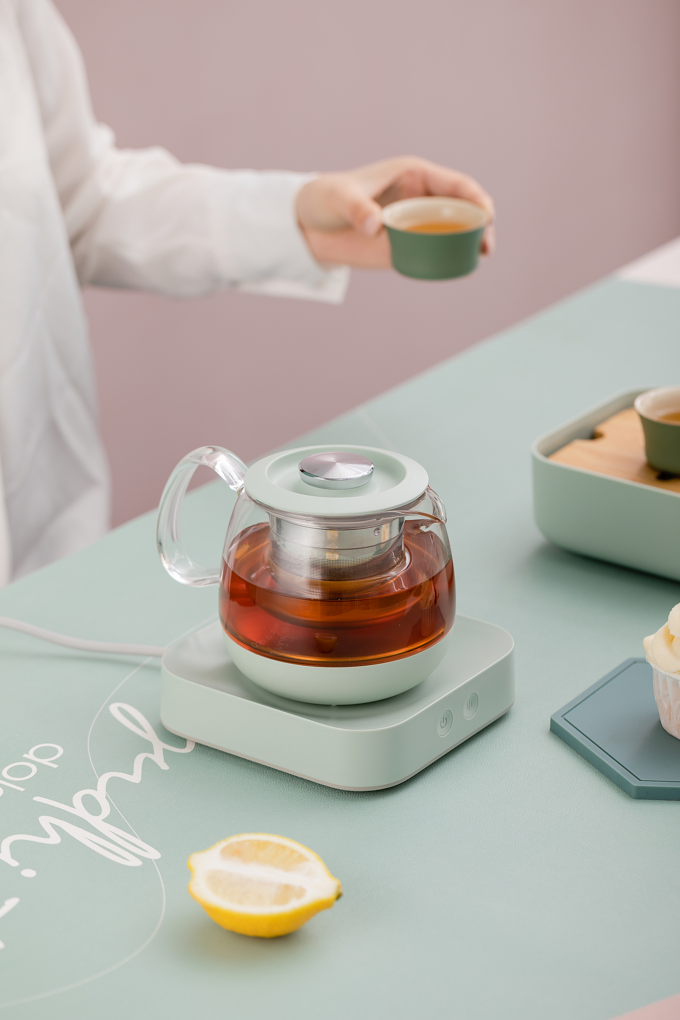 煮茶器，泡茶盒子，入一茶生活，入一茶电器，茶电器，煮茶壶，养生壶，小家电，