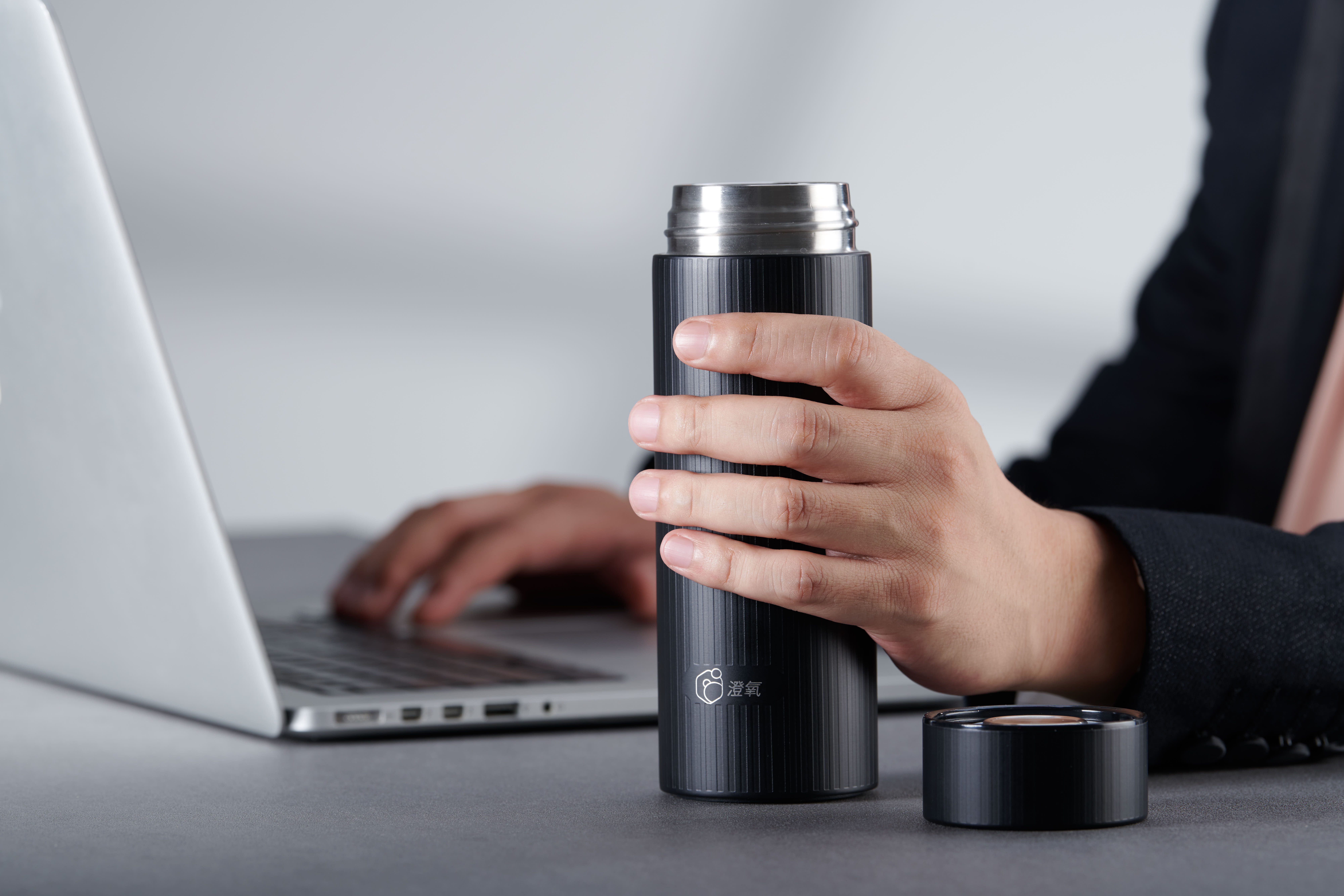 Health function water cup，