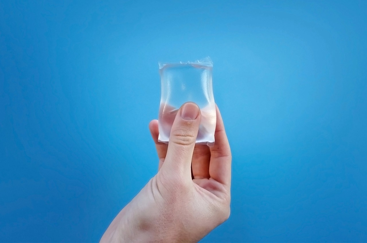 Plastic，packing，environment protection，biodegradable，