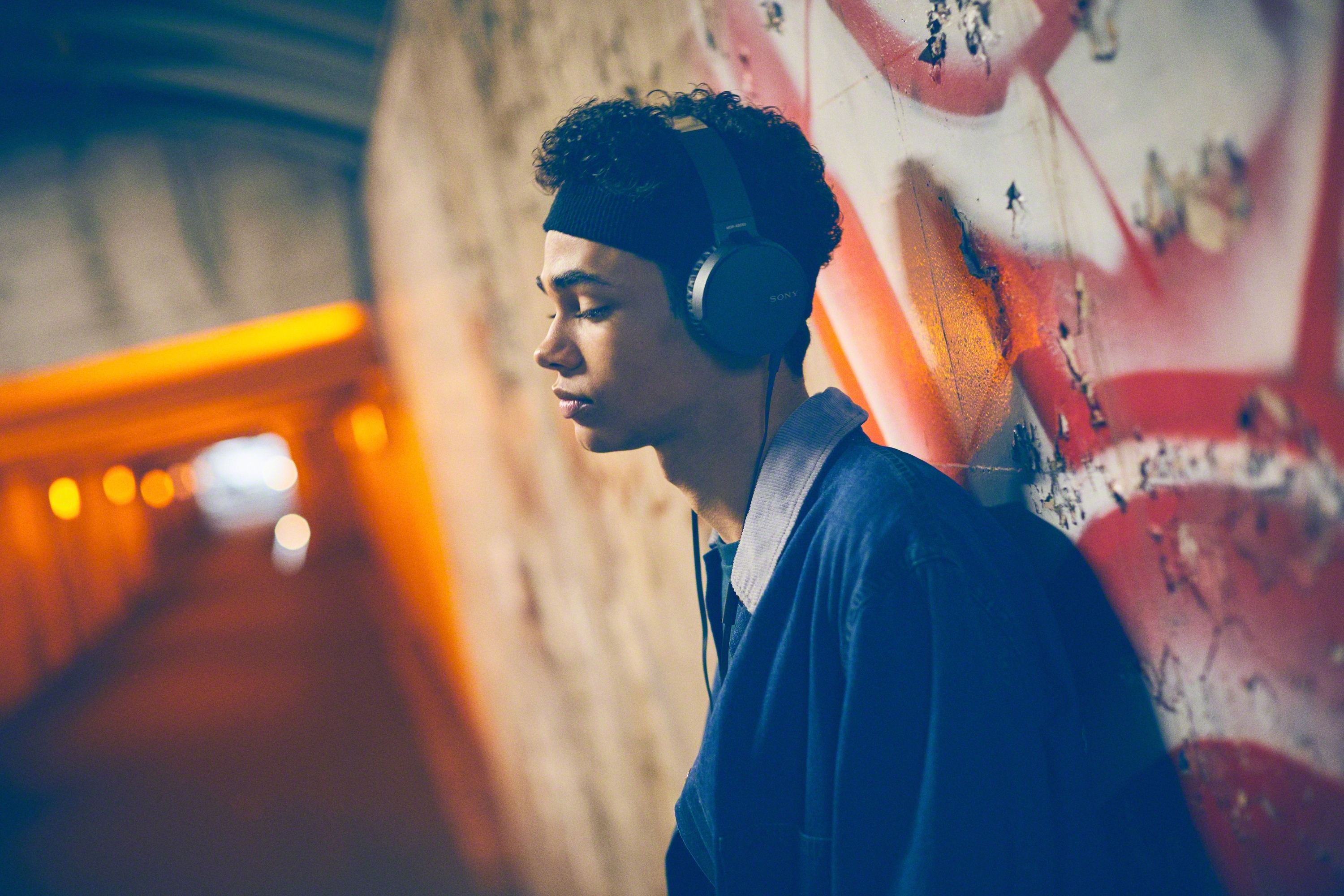 Subwoofer，headset，Headwear，Sony，sony，