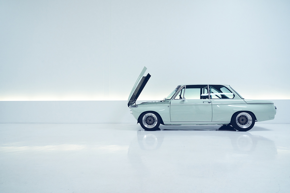 BMW 2002，Automobile design，green，