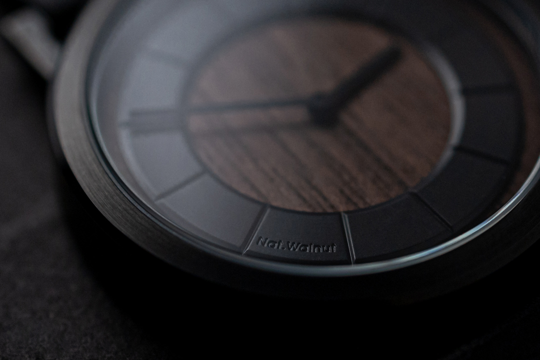 Wrist watch，woodiness，Walnut，Design，natural，