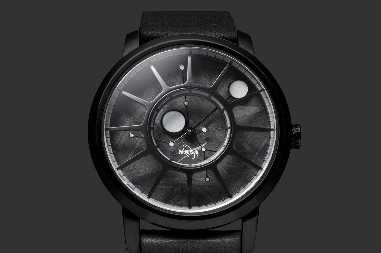 Wrist watch，Meteorite，aviation，