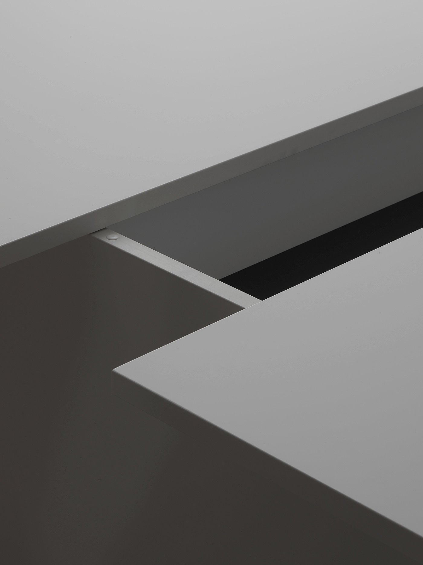 desk，Simplicity，wooden ，practical，
