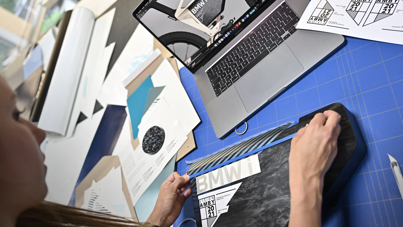 bmw，High speed electric bicycle，white，