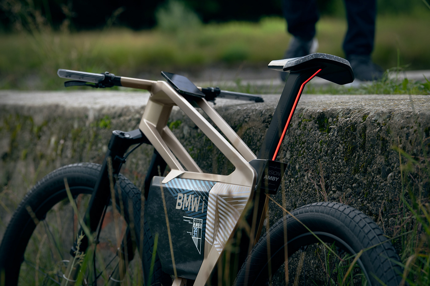 bmw，High speed electric bicycle，white，