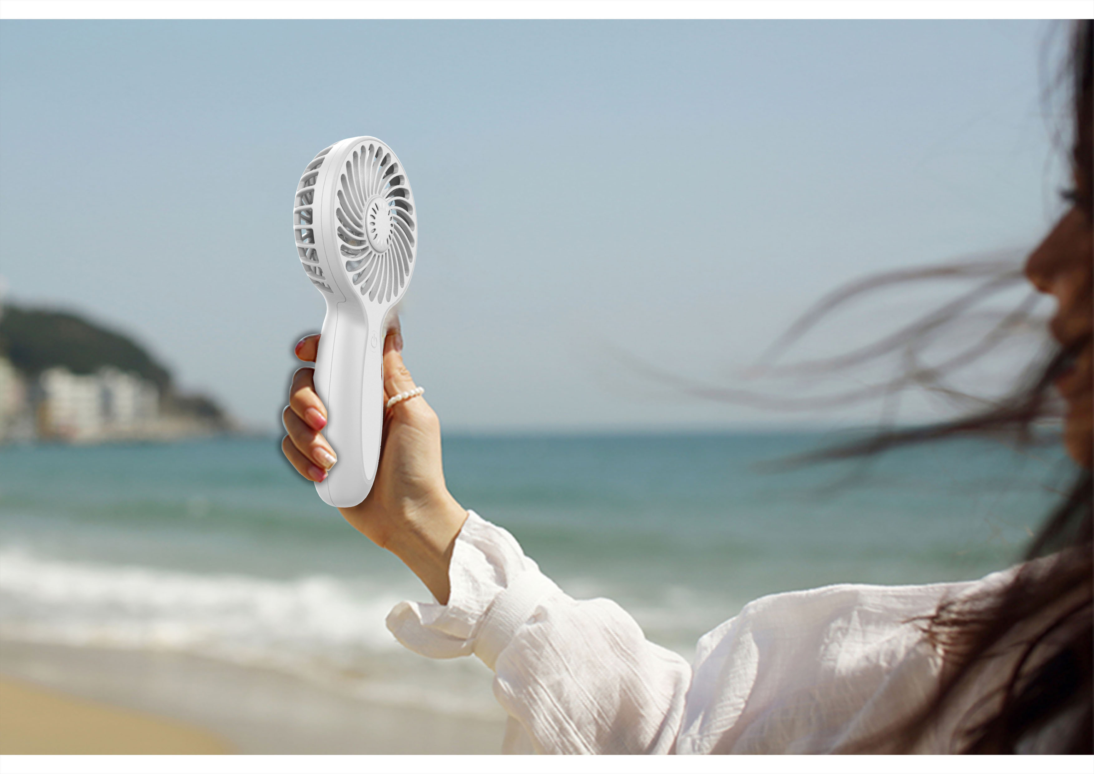 Handheld fan，