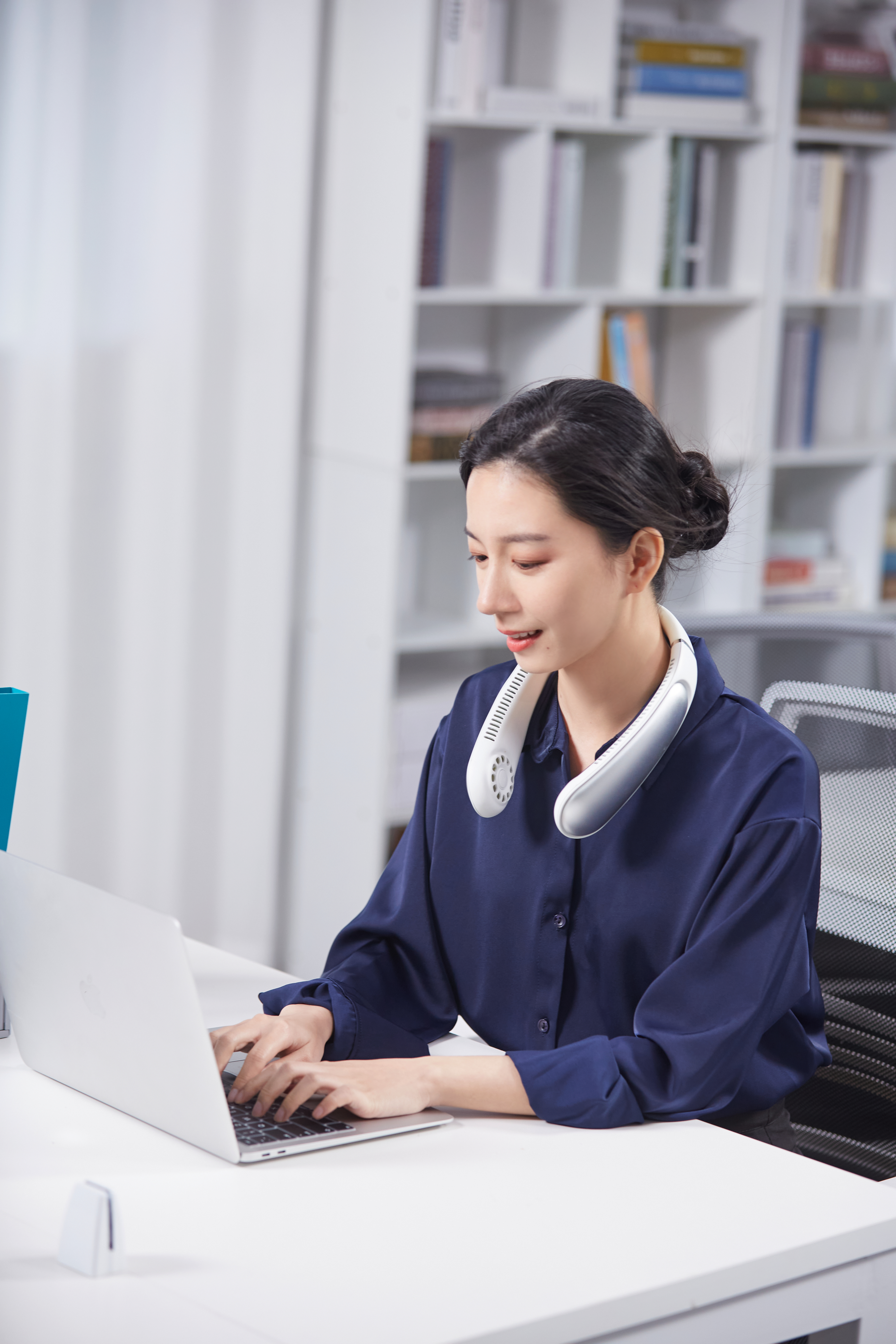 product design，industrial design，Brand promotion，Simplicity，fashion，outdoors，Portable，Yeah. Mr Yu，