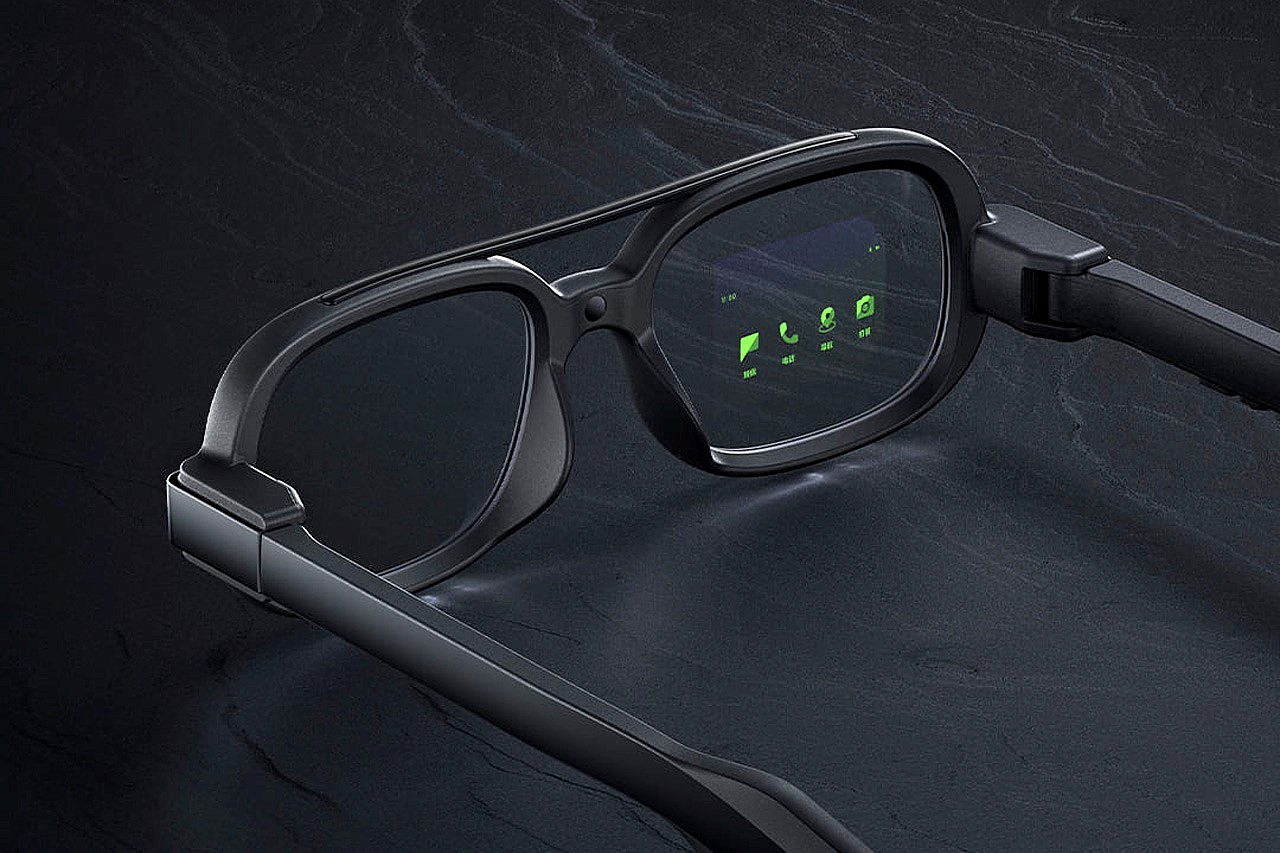 glasses，millet，intelligence，