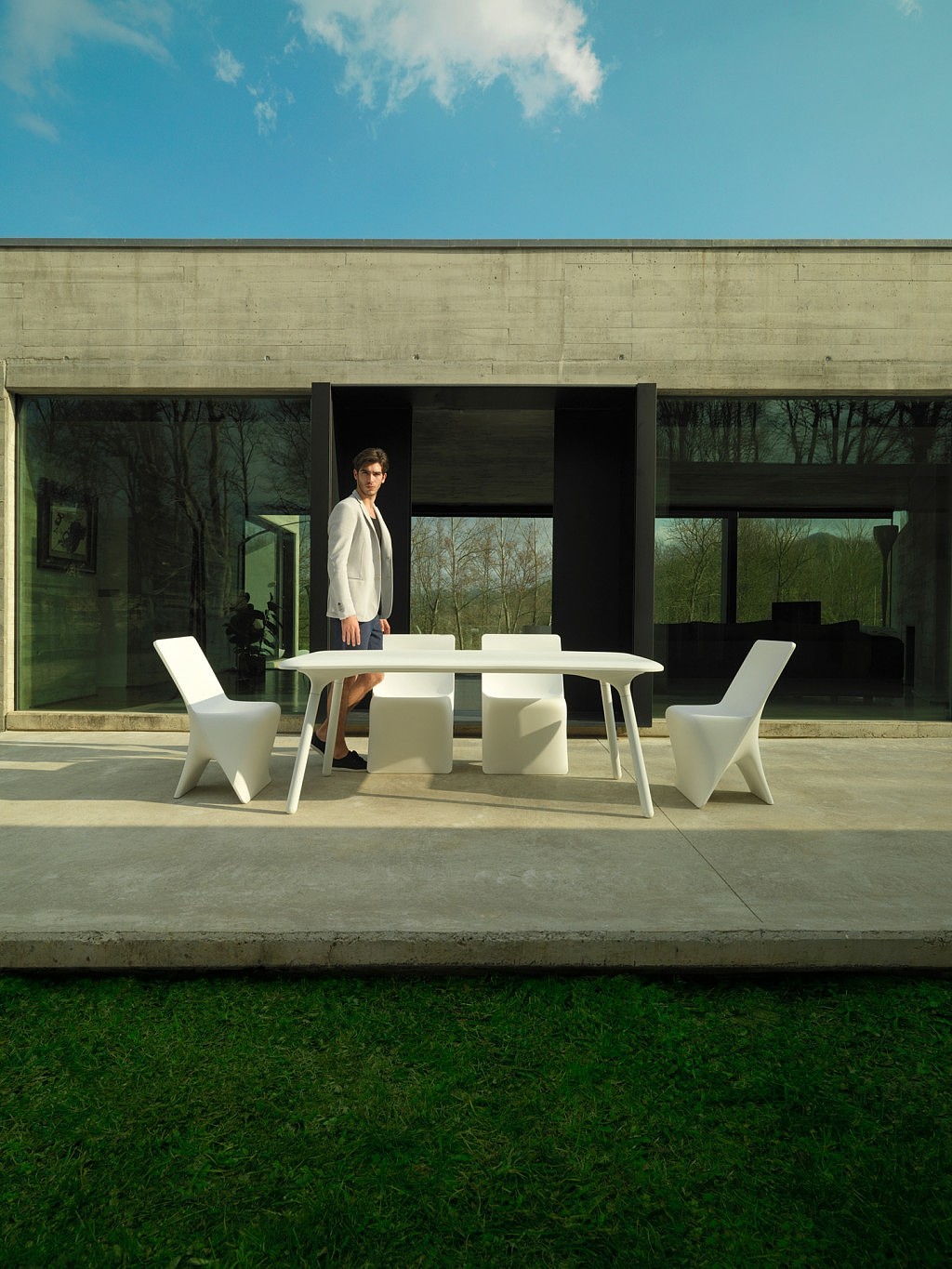 Karim，outdoor，furniture，Table，chair，Hand drawn，