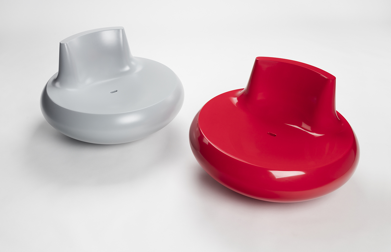 chair，Organic shape，Bright color，