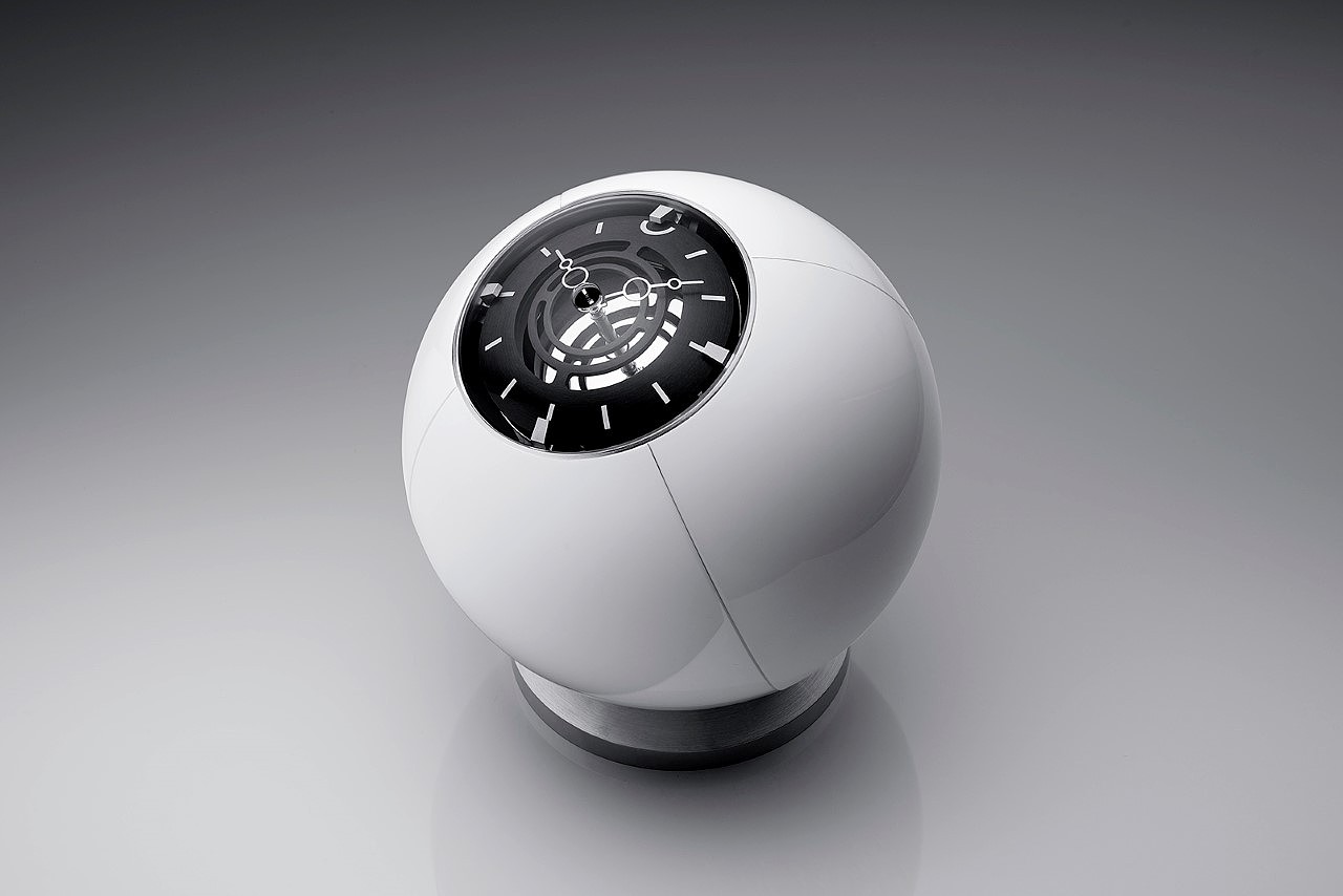Sculptural sense，Clock，originality，petal，