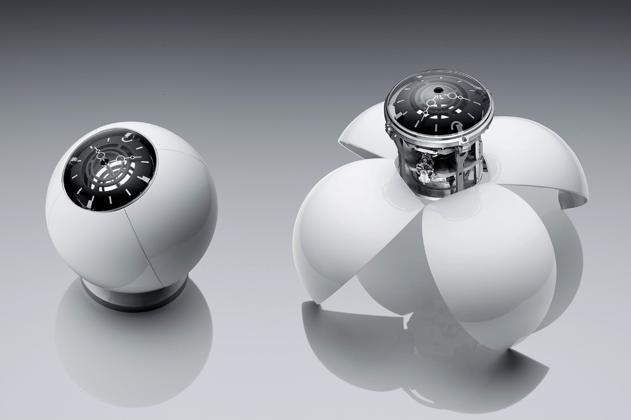 Sculptural sense，Clock，originality，petal，