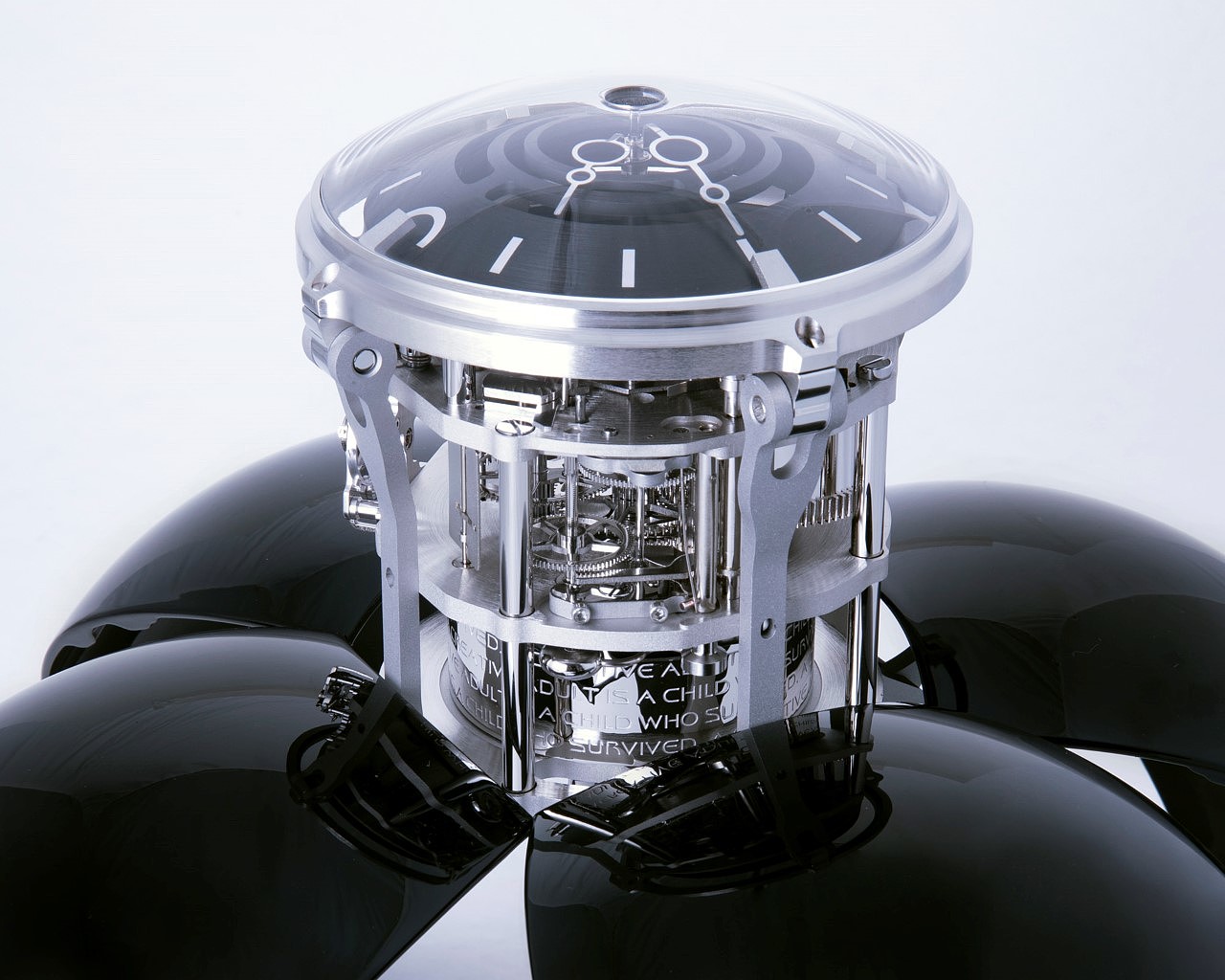 Sculptural sense，Clock，originality，petal，