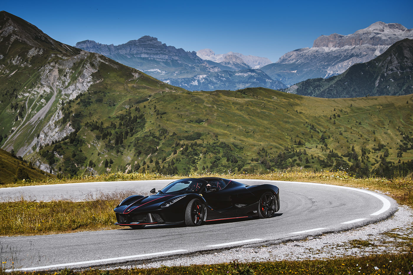 Ferrari，vehicle，Super run，Sports car，automobile，