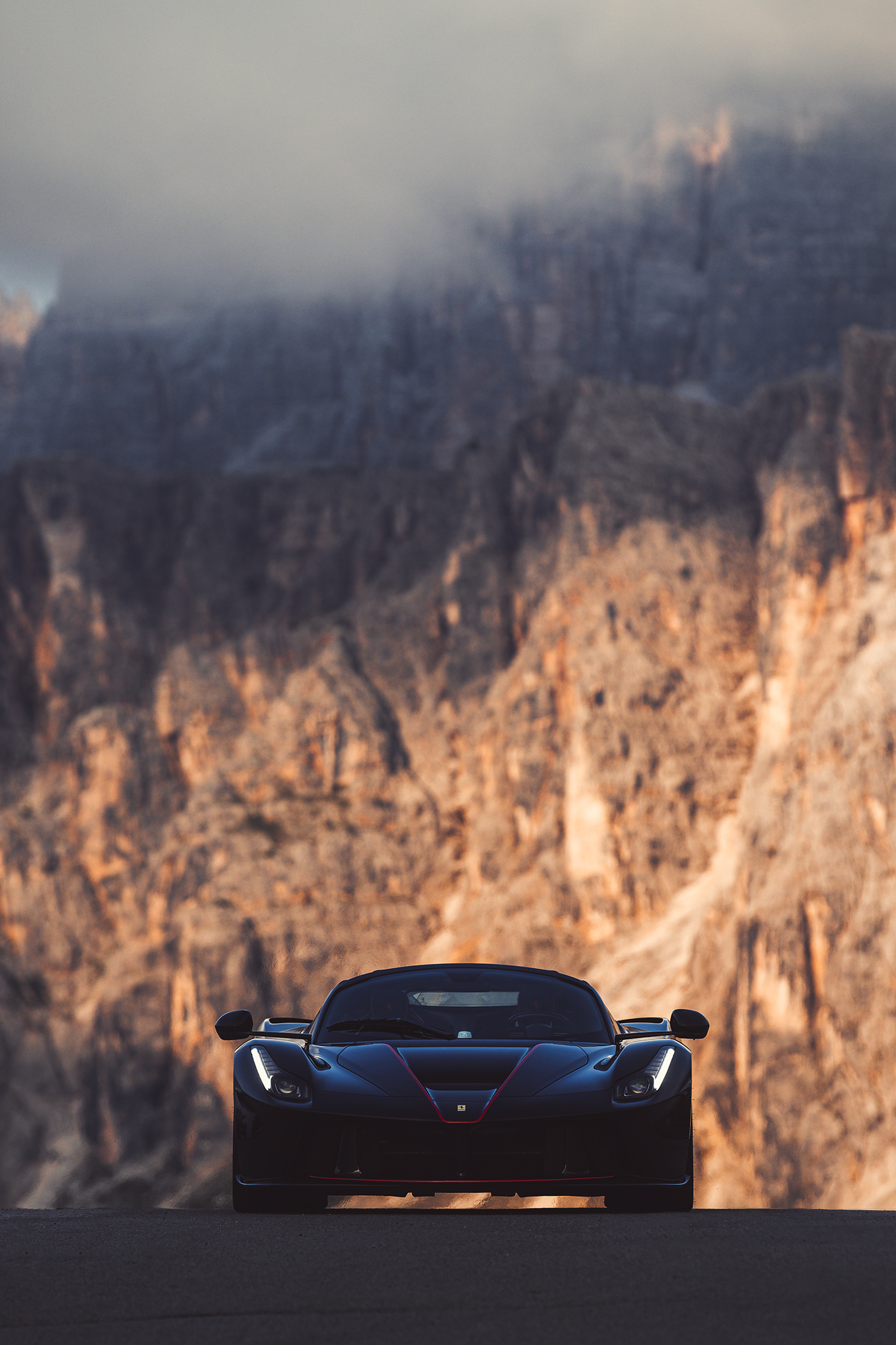 Ferrari，vehicle，Super run，Sports car，automobile，