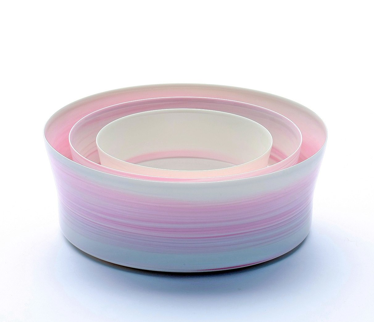 ceramics，magnificent ; ornate ; fascinating，