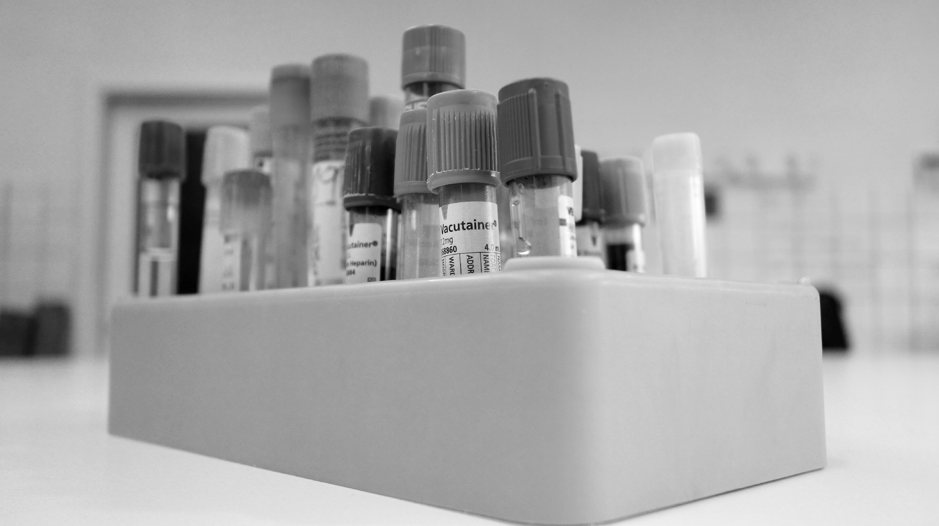 medical apparatus and instruments，hospital，Blood analysis，laboratory，Sending station，sample，