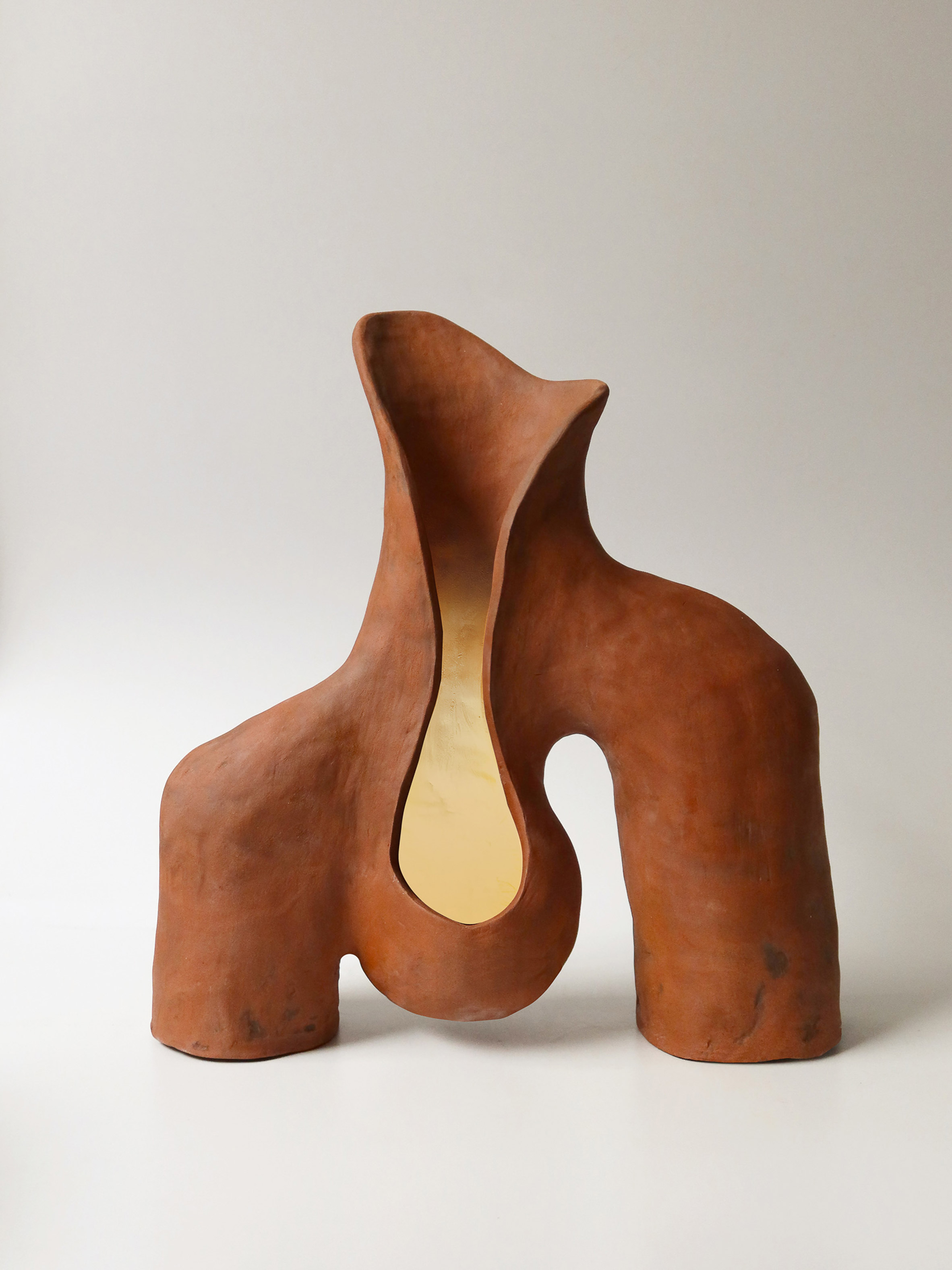 lamps and lanterns，Sculptural sense，Red pottery，