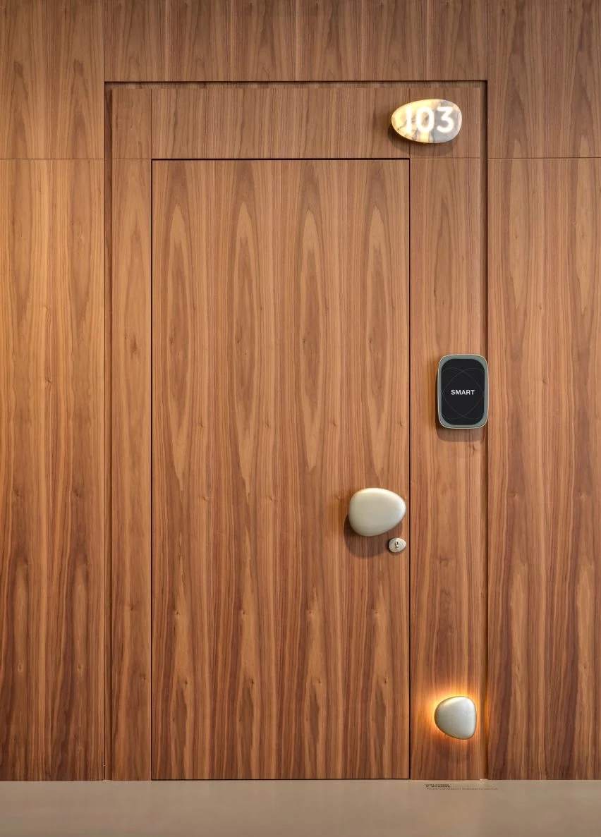 Smart home，Door system，Digital，Philippe Starck，
