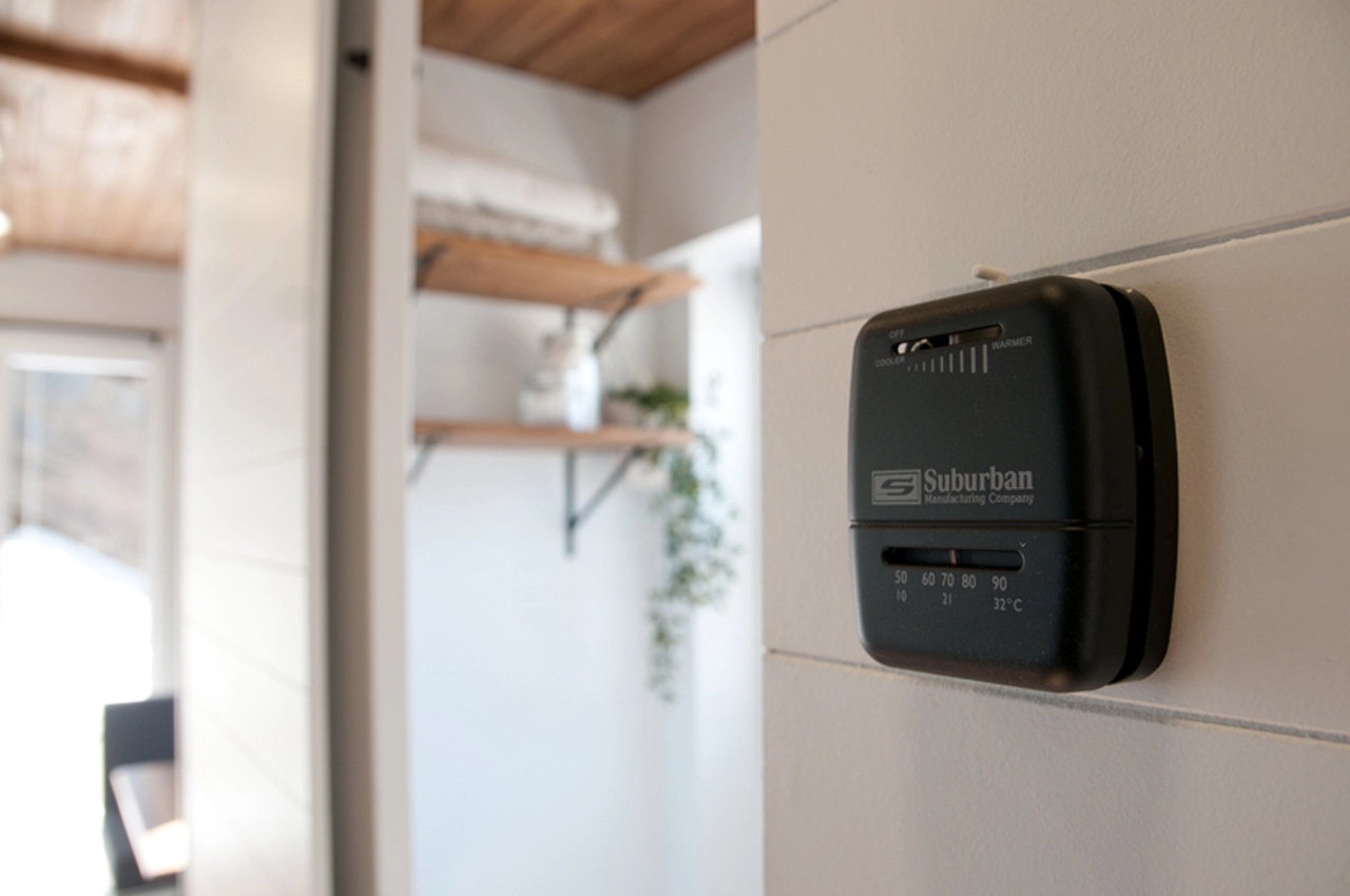 nomad，Mobile Campervan，vehicle，automobile，