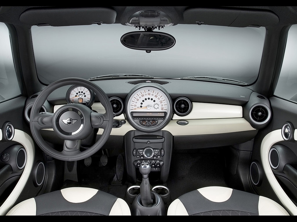 mini，vehicle，automobile，bmw，