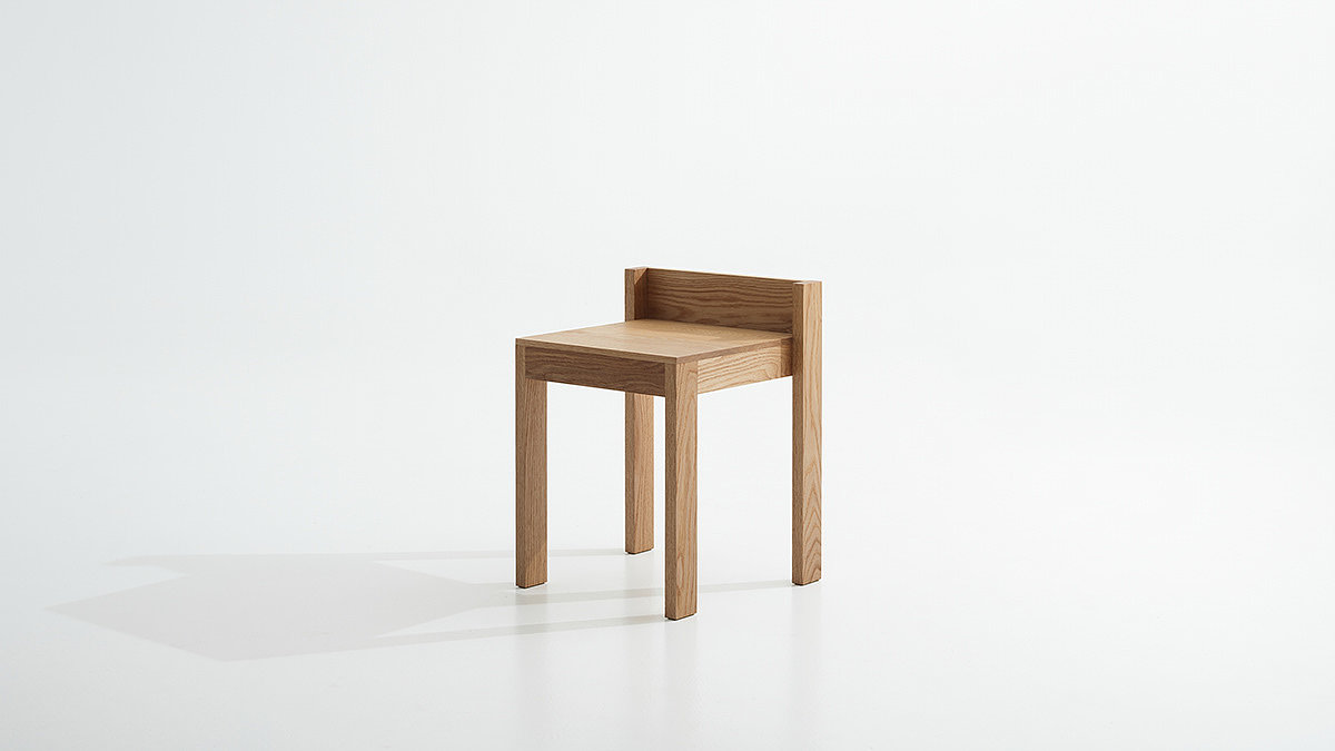 可折叠，极简，节省空间，满足各种生活方式，Surface Chair 380，