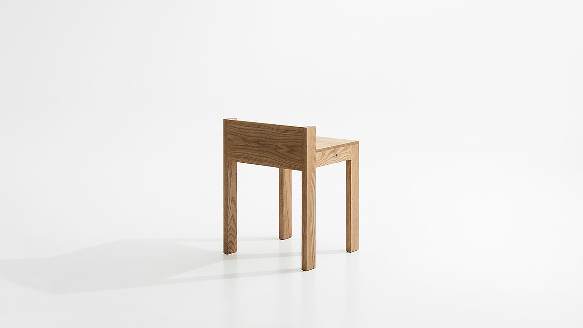 可折叠，极简，节省空间，满足各种生活方式，Surface Chair 380，